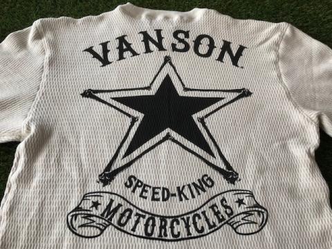 VANSON アイレットサーマル長袖Tシャツ NATURAL